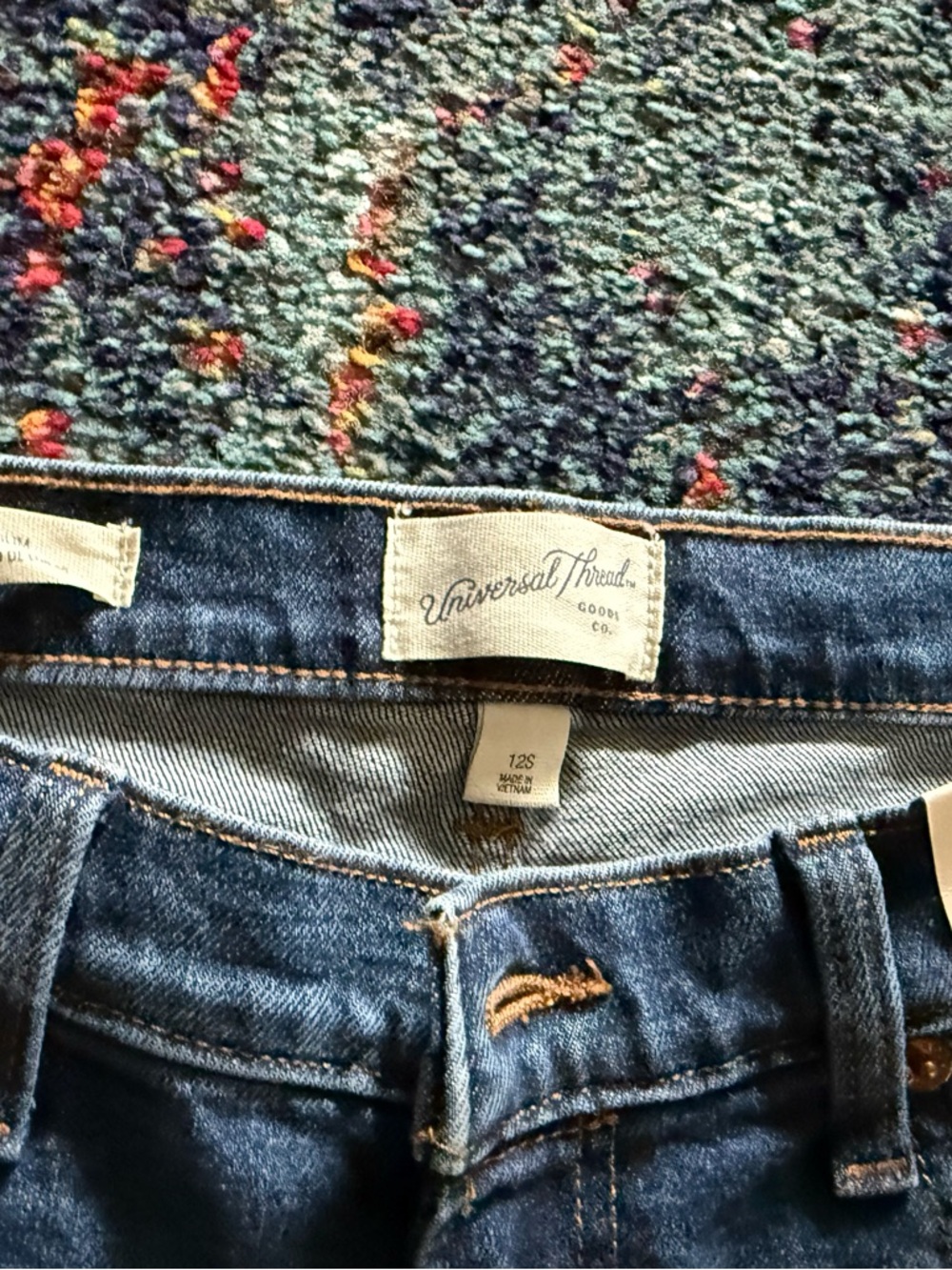 Universal Thread 90’s slim - Picture 3 of 5